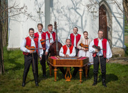 CM Kyničan se představuje