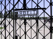 Sváteční Dopoledne s Proglasem - o konci války v klášteře a kněžích v Dachau