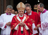 Benedikt XVI. se bude hájit u soudu