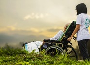 Pacient není bez pomoci, deklaruje pracovnice královehradecké domácí hospicové péče