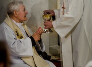 Pohřeb salesiána P. Václava Altrichtera v Kroměříži: Uměl naslouchat a darovat sám sebe