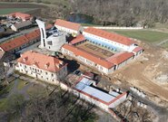 Bosé karmelitky v Drastech otevřely dům pro hosty