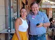 Eleonora Bordonaro s doprovodem vojenských trumpet